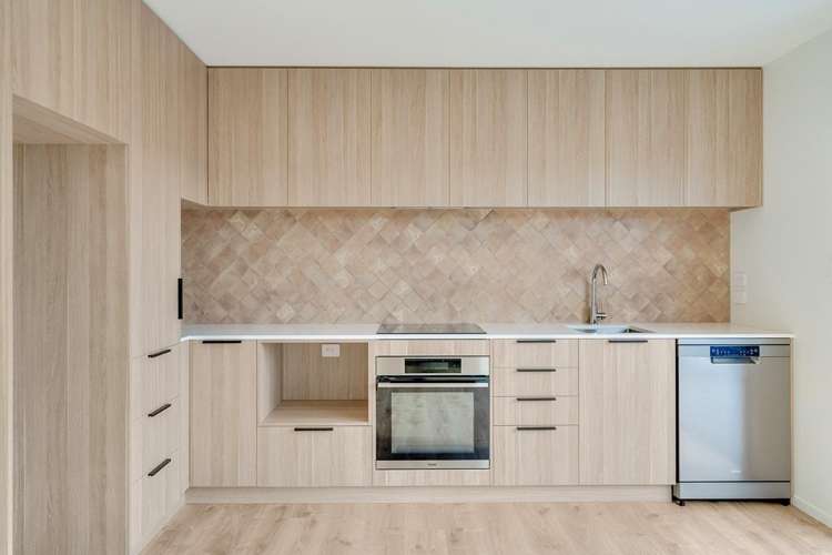 14 Richards Street 11373_6