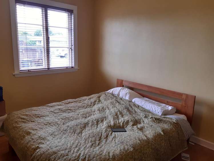 726 Ferry Road Woolston_5