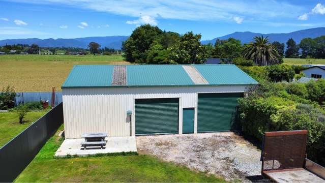 372 Abel Tasman Drive Motupipi_1
