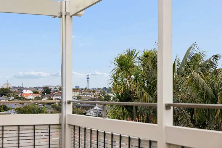 98 Orakei Road Remuera_11