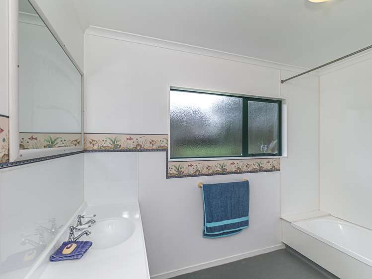 222 Bruce Road Levin_10