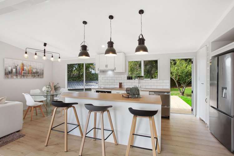 36 Sun Valley Hatfields Beach_10