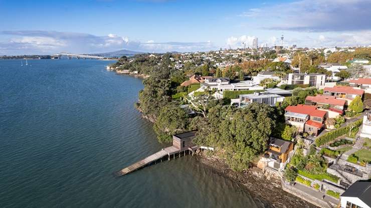 A classic beach house on The Strand in Takapuna, Auckland, was one of the big deals Wall Real Estate closed in the last month. Photo / Supplied