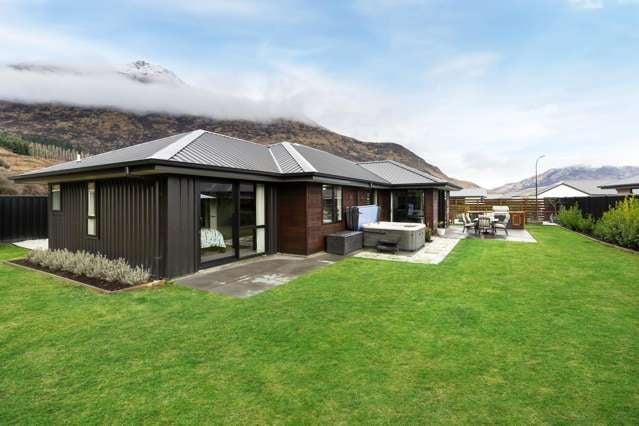 11 Sandford Terrace Lower Shotover_1