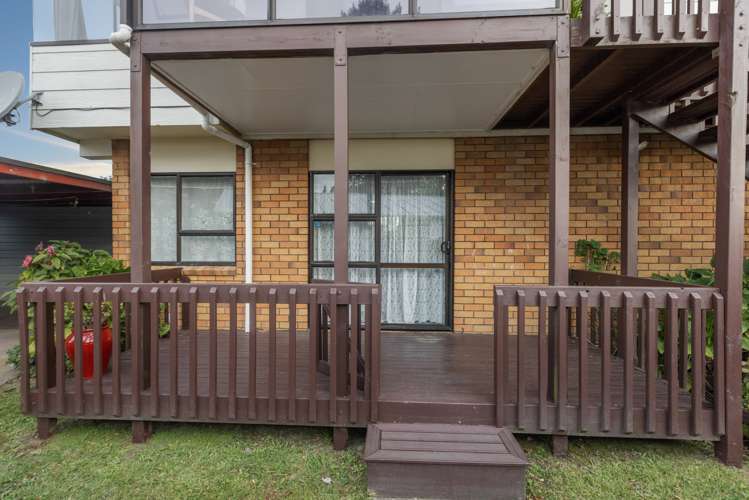 8 Glen Close Glen Eden_17