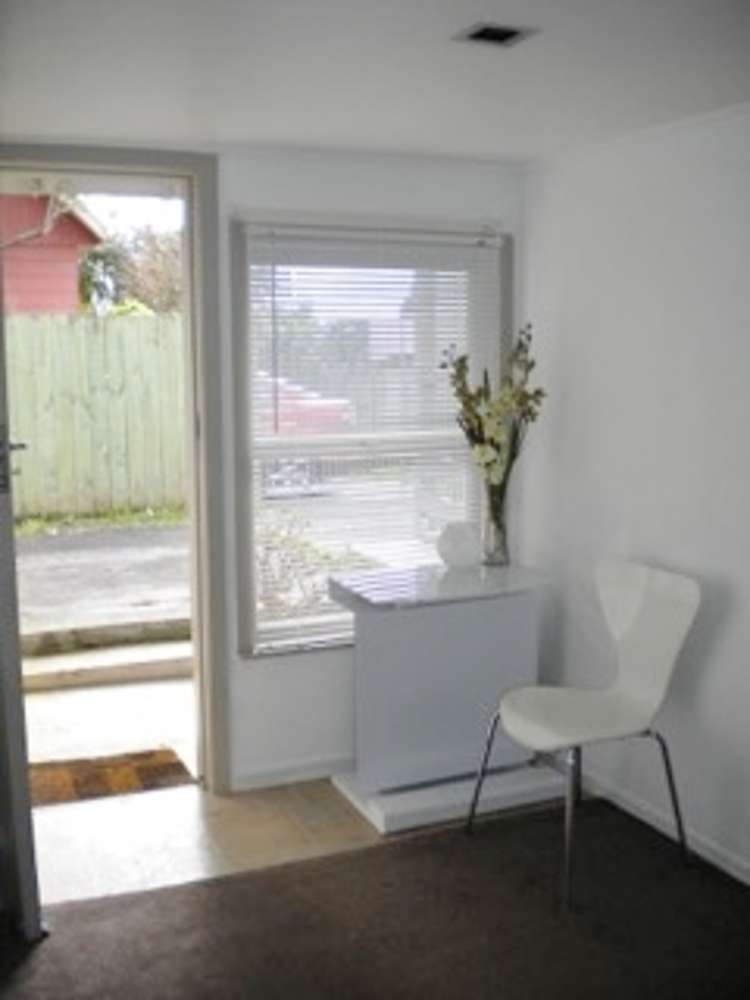 1/80 Sylvan Crescent Te Atatu South_21