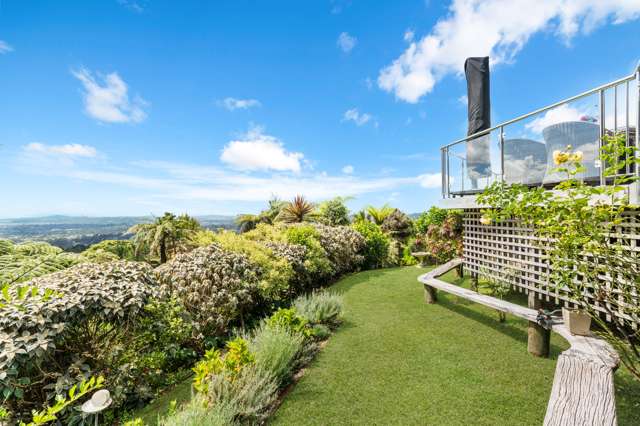 854 West Coast Road Waiatarua_2