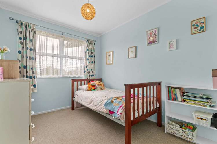 21 Tennyson Drive Owhata_5