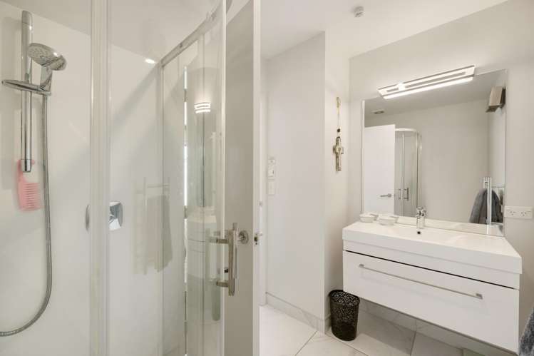 13 Daytona Avenue Cromwell_32