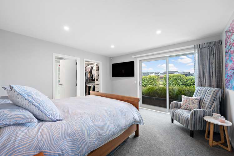 88 Cedarwood Street Woodridge_6