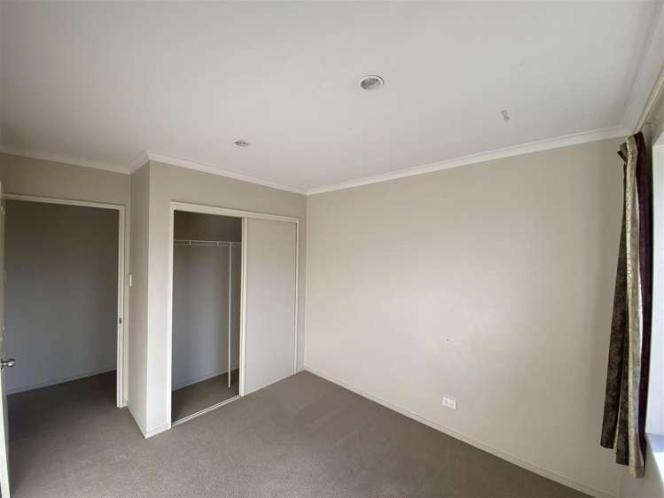 216 Southfield Drive Lincoln_10