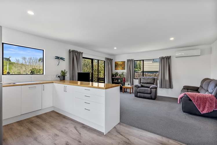 82 Meander Drive Welcome Bay_9