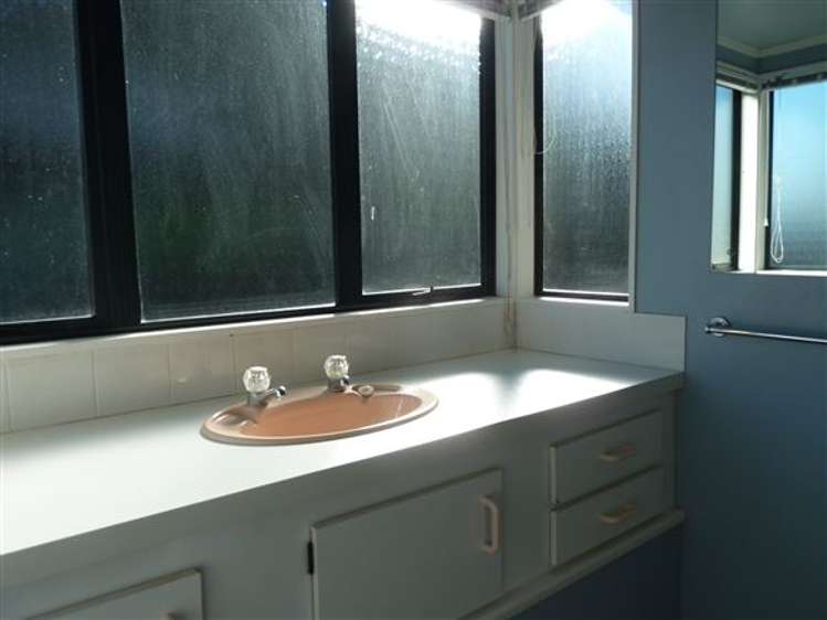 13 Pacific Drive Tairua_11