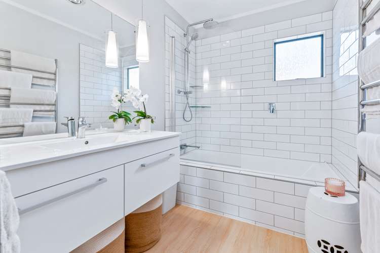 33a Brandon Road Manly_11