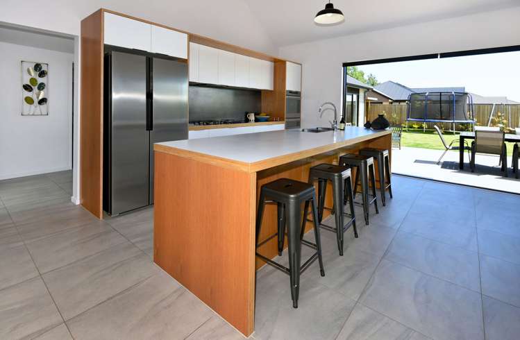 64 Lewis Crescent Rolleston_3