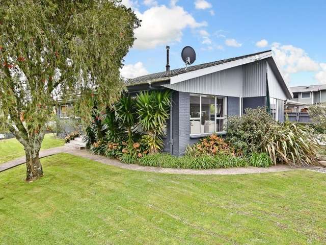 1 Burwood Place Silverdale_1