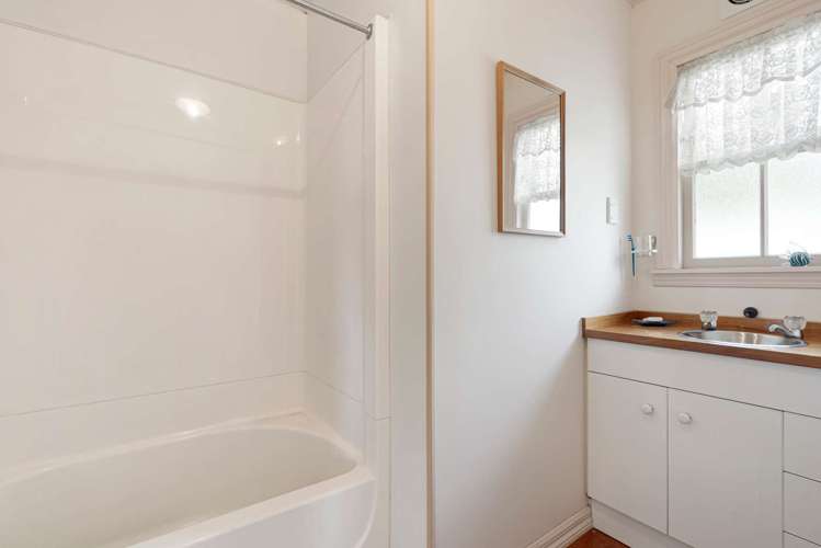 5 McLeod Road South Head Helensville_17