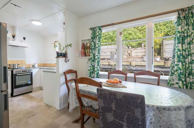 27 Jenner Road Toi Toi_4