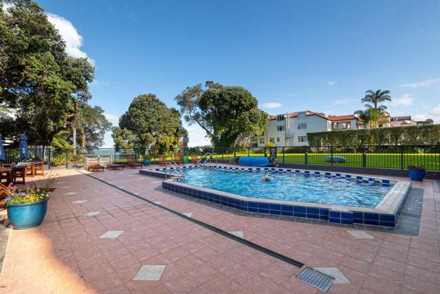 Apt 3I/175 Hurstmere Road Takapuna_2