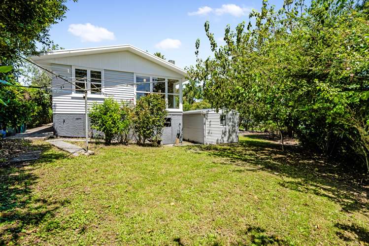6 Aronui Terrace Kelston_14