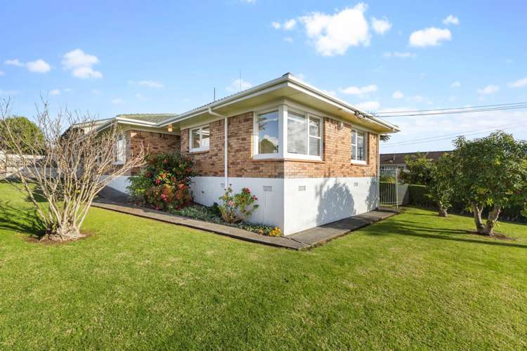 1/1 Prangley Avenue Mangere_14