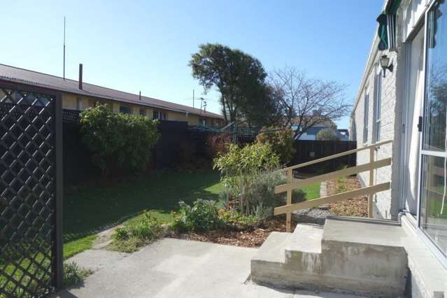 2/5 Helanca Avenue Wainoni_1