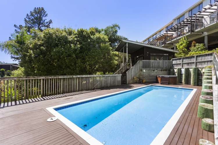 B107/525 East Coast Road Browns Bay_13