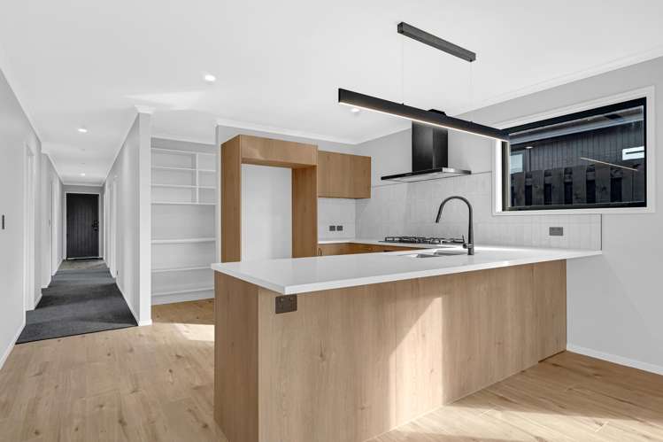 19 Turau Street_3