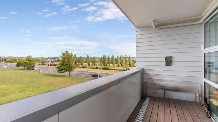 11/63 Kestev Drive Flat Bush_8