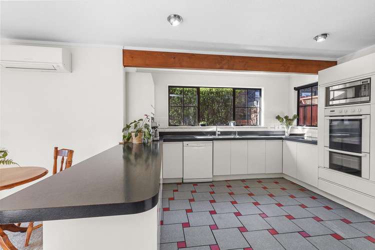 70 Woodman Drive Tawa_5