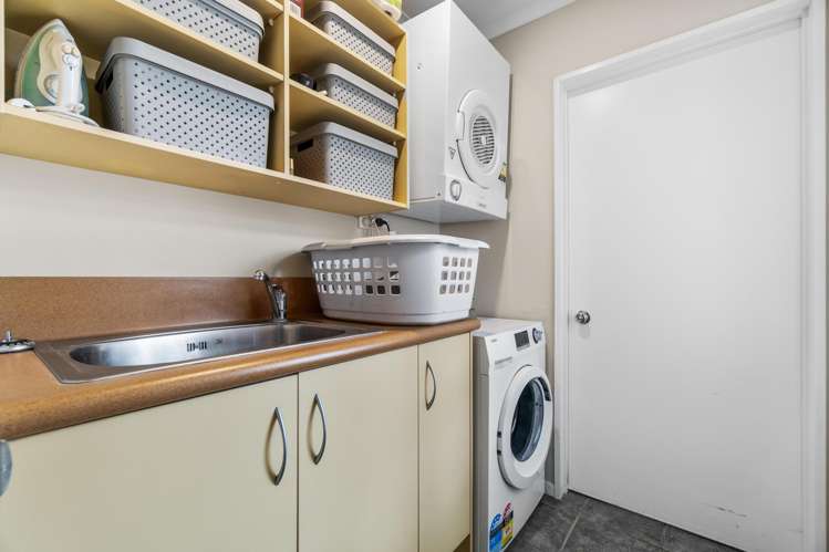 110 Ayrshire Drive Grandview Heights_18