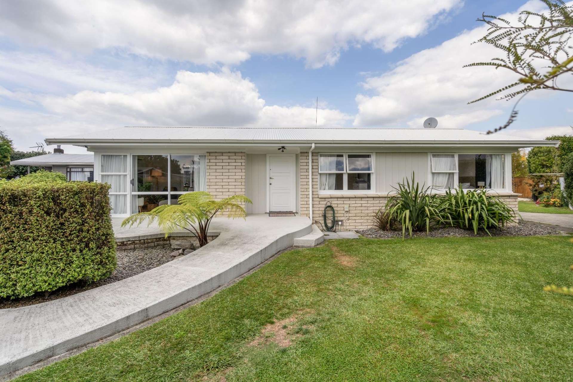 12 Erika Place 1062_0