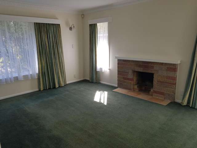 84 Kimber Hall Ave Mount Roskill_1