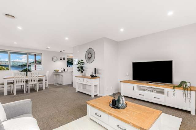 19 Hartford Crescent Totara Park_3