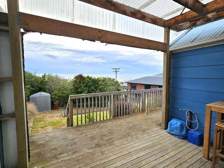 38 Esplanade Kaka Point_18