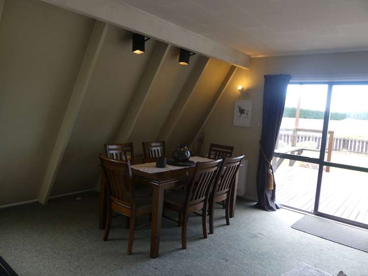 67 Racecourse Avenue_4