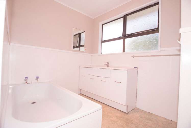 41 Massey Road Mangapapa_7