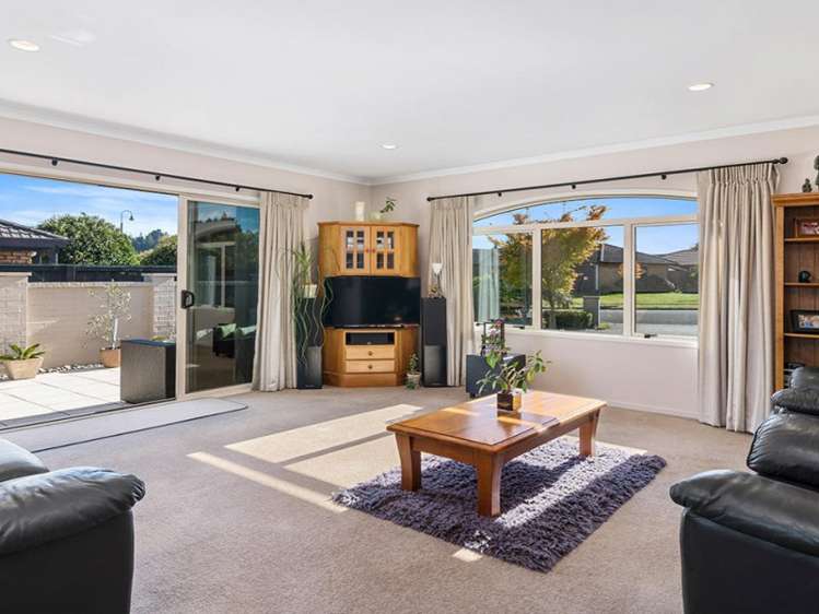 11 Courtenay Place Owhata_3