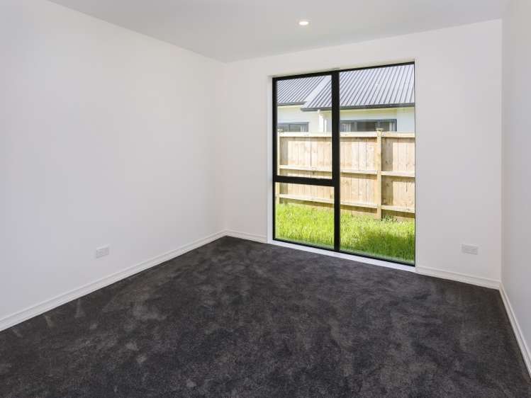 27 Andalusian Way Karaka_11