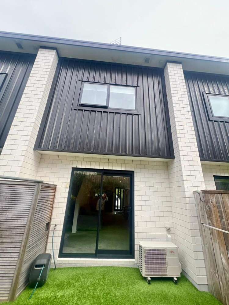 E/1 Hamurana Place Te Atatu Peninsula_10