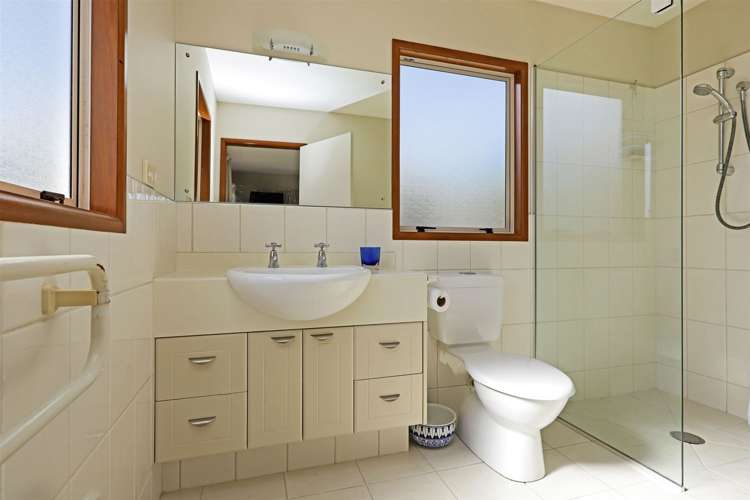 6 Saint Hill Rise Havelock North_8