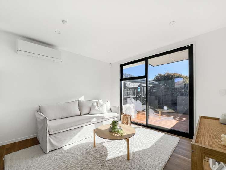3/160 Clarence Street_4