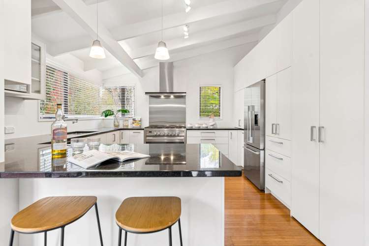 34 Castleton Drive Mellons Bay_7