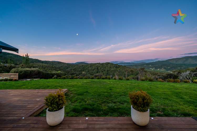 303 Fairview Drive Akatarawa_5