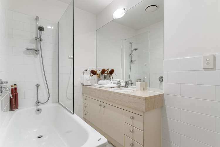 2B/4-6 Collins Street Takapuna_10