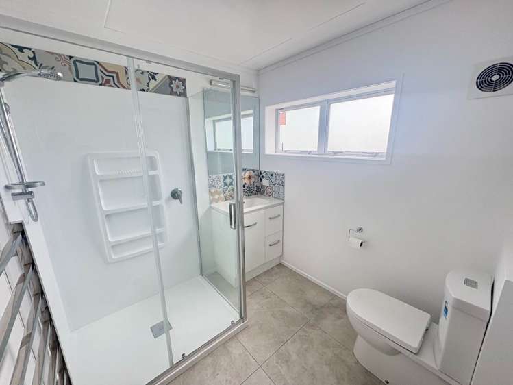 4/310 Western Hills Drive Avenues_1