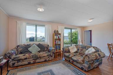 11 Hawk Hill Crescent_4