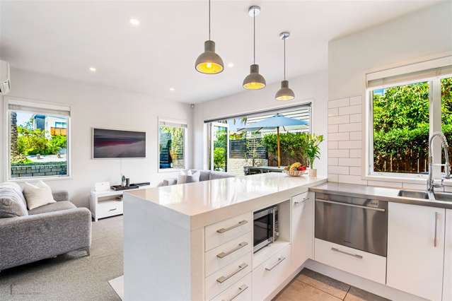 2 Toheroa Street Hobsonville_4