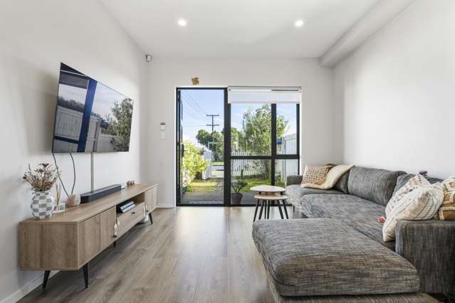 8/24 Tara Road Henderson_3