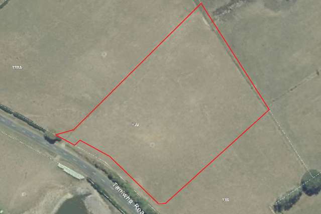 LUSH FERTILE LAND - 1.42HA